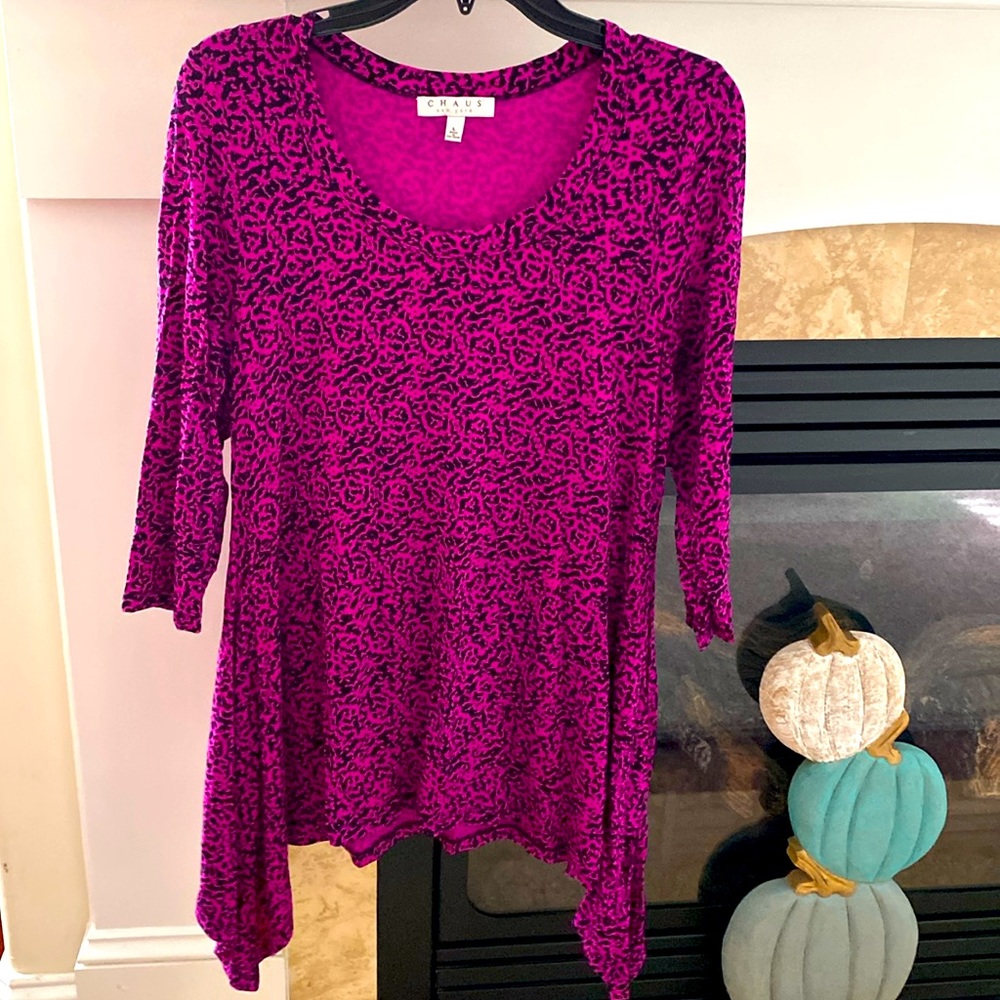 Chaus cheetah print quarter length sleeve top